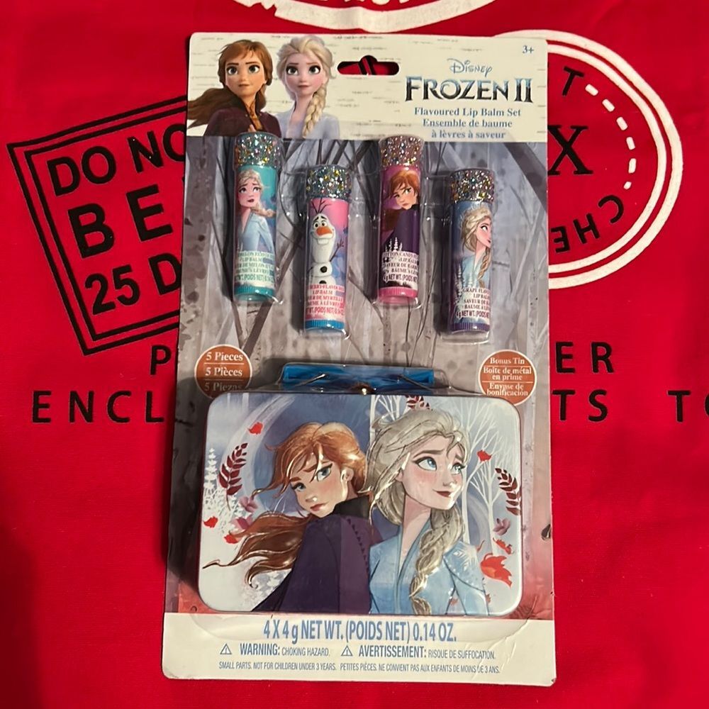 NWT - Disney Frozen II - Flavored Lip Balm Set
